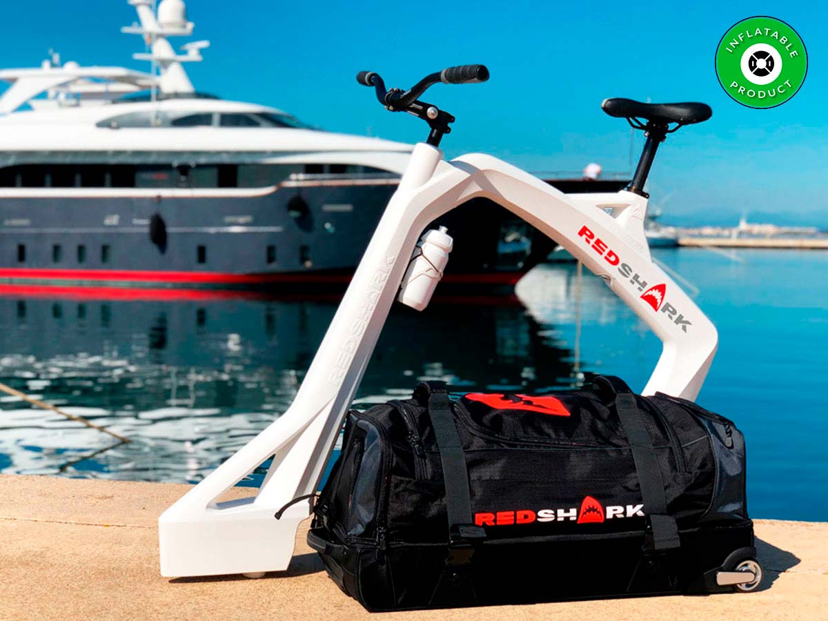 En TodoMountainBike: Ciclismo sobre el agua con la Red Shark Bike Board, una bici acuática con plataforma inflable